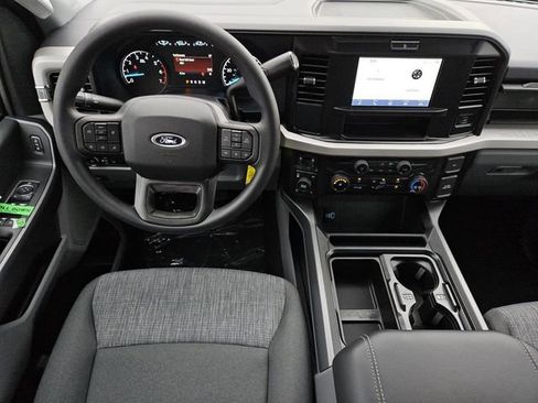 New 2026 Ford F250 XLT image 4
