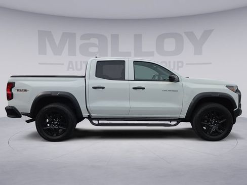 Used 2024 Chevrolet Colorado Trail Boss w/ Technology Package AWD/4WD image 6