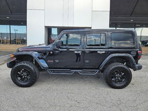 Used 2019 Jeep Wrangler Unlimited Rubicon image 2