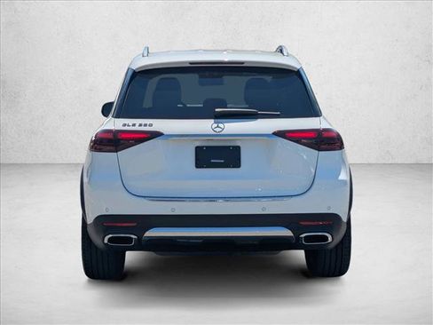 Used 2025 Mercedes-Benz GLE 350 4MATIC image 6