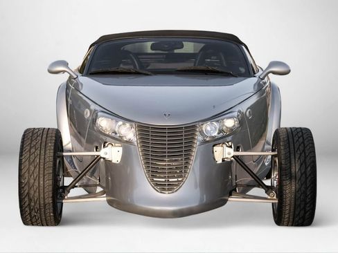 Used 2001 Chrysler Prowler image 3