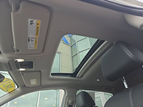 Certified 2023 Honda HR-V EX-L image 22