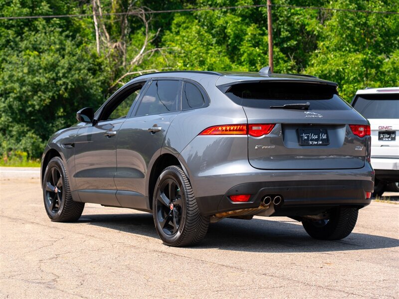 Used 2019 Jaguar F-PACE Prestige AWD/4WD image 7