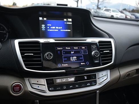 Used 2015 Honda Accord EX-L image 23