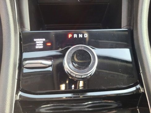 Used 2023 Jeep Grand Cherokee L Limited image 27