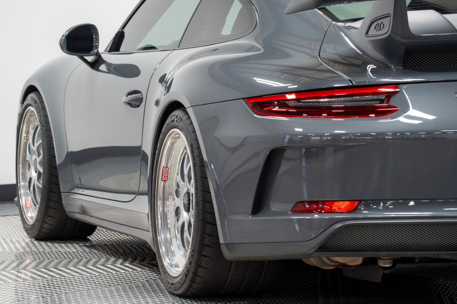 Used 2018 Porsche 911 GT3 RWD image 17
