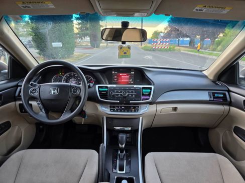 Used 2013 Honda Accord LX image 11