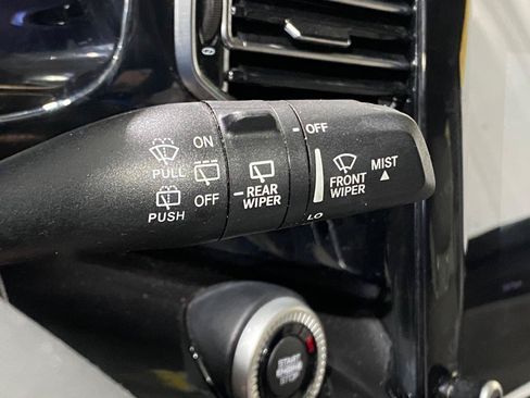 Used 2022 Jeep Wagoneer Series I w/ Premium Group I AWD/4WD image 28