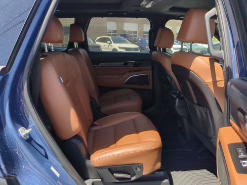 Certified 2024 Kia Telluride SX Prestige X-Line AWD/4WD image 28