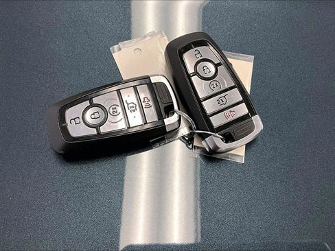 Used 2022 Ford Escape SEL image 9