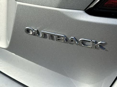 Used 2024 Subaru Outback Limited AWD/4WD image 12