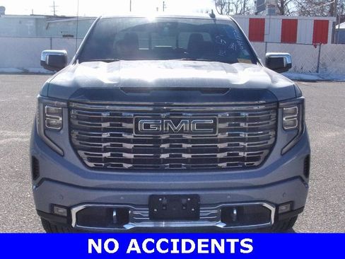 Used 2024 GMC Sierra 1500 Denali Ultimate image 2