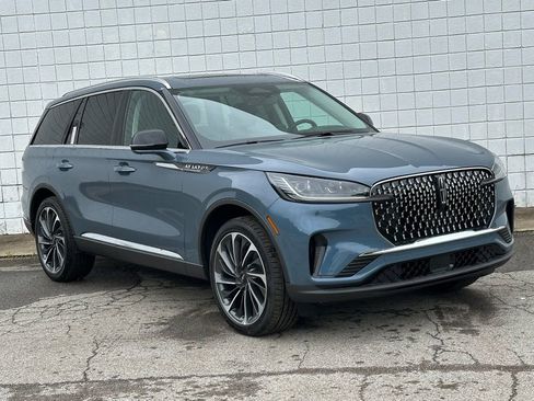 New 2026 Lincoln Aviator Reserve w/ Luxury Package AWD/4WD image 28