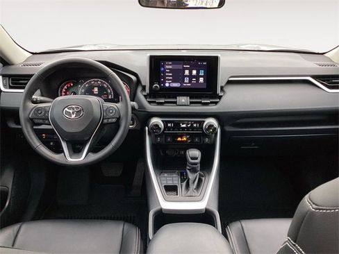 Used 2024 Toyota RAV4 XLE image 10