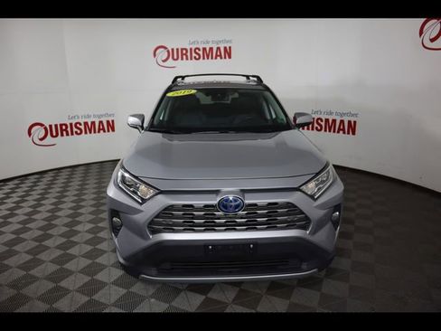 Used 2019 Toyota RAV4 Limited image 11