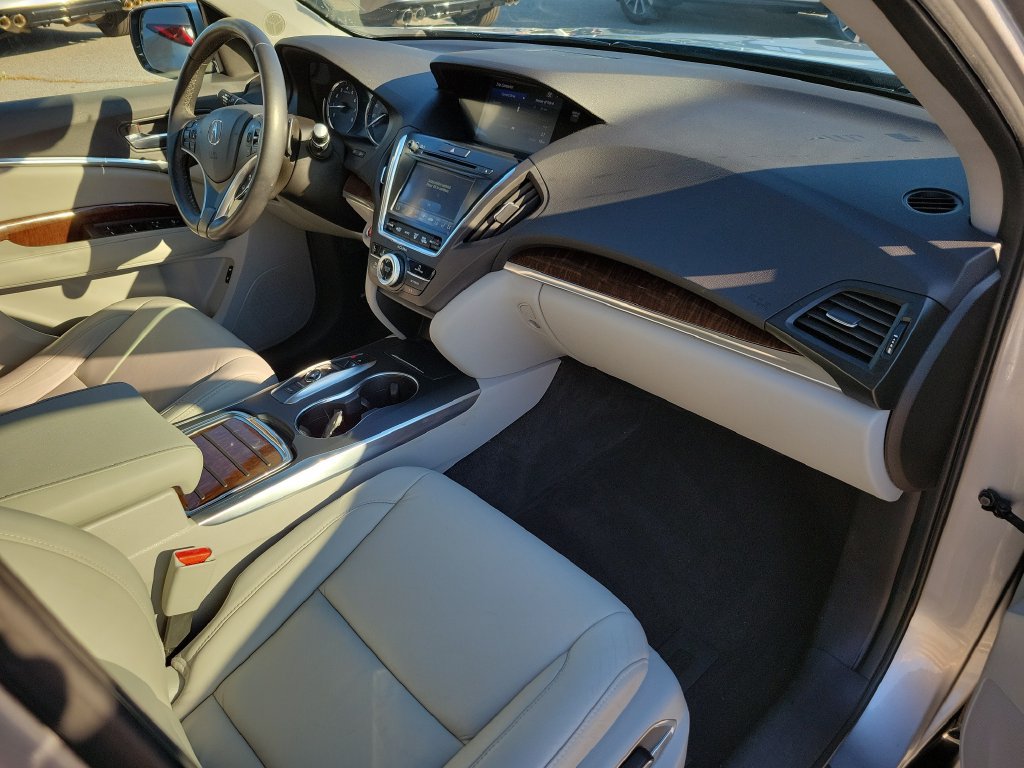 Used 2020 Acura MDX SH-AWD image 4