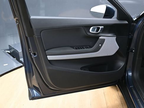 Used 2024 Polestar Polestar 2 AWD/4WD image 31