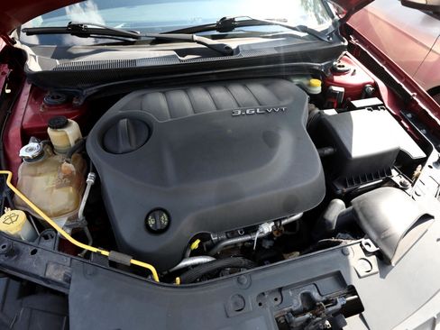 Used 2012 Chrysler 200 Touring image 20