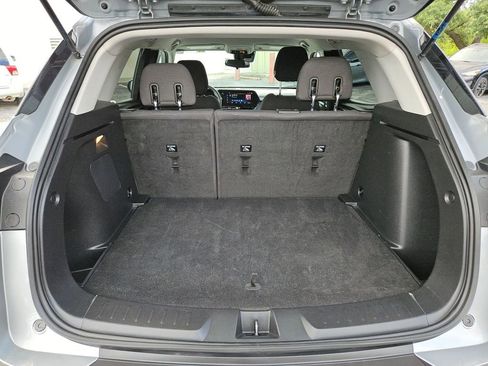 Used 2025 Chevrolet TrailBlazer LT AWD/4WD image 27