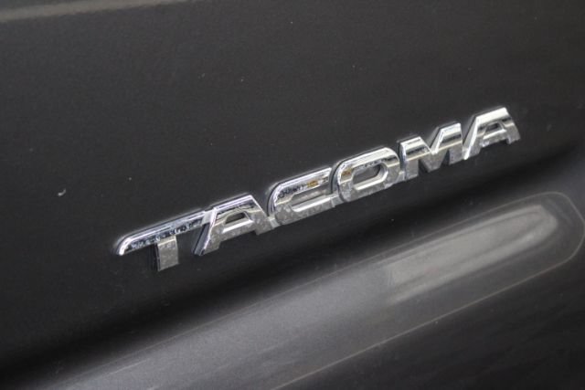 Used 2015 Toyota Tacoma PreRunner w/ Convenience Package RWD image 5
