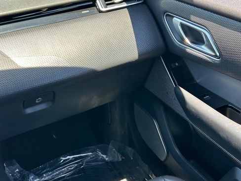 Used 2018 Land Rover Range Rover Velar R-Dynamic SE AWD/4WD image 20