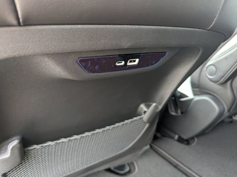 New 2026 Chrysler Pacifica Select FWD image 18
