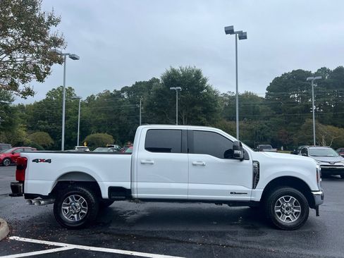 Used 2024 Ford F250 Lariat image 2
