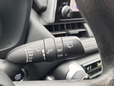 Used 2023 Toyota RAV4 XLE image 39