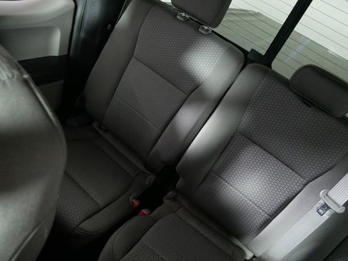 Used 2018 Ford F150 XLT w/ Equipment Group 302A Luxury AWD/4WD image 12