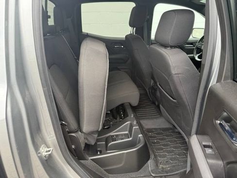 Used 2024 Chevrolet Colorado LT w/ LT Convenience Package II AWD/4WD image 19