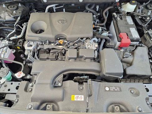 Certified 2025 Toyota RAV4 LE FWD image 16