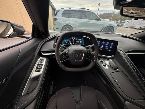 Used 2023 Chevrolet Corvette Stingray Convertible image 44