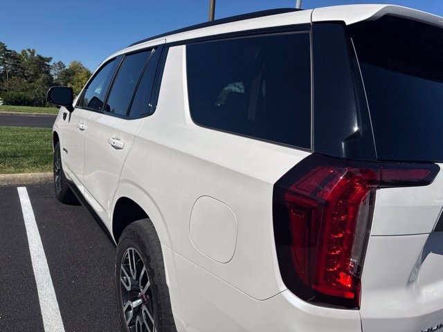 Used 2021 GMC Yukon AT4 w/ AT4 Premium Plus Package AWD/4WD image 7