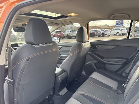 Used 2019 Subaru Crosstrek 2.0i Premium image 18