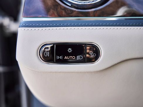 Used 2022 Bentley Flying Spur W12 AWD/4WD image 58