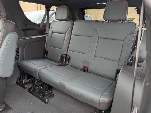 New 2026 GMC Yukon XL AT4 w/ AT4 Premium Package image 17