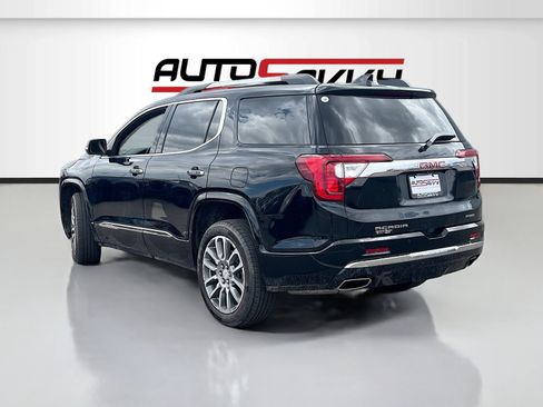 Used 2023 GMC Acadia Denali w/ Denali Ultimate Package AWD/4WD image 5