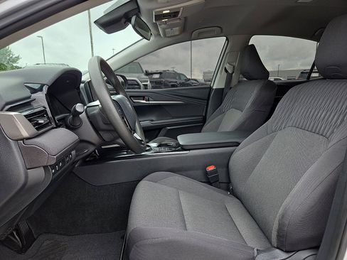 Used 2025 Toyota Camry LE FWD image 14