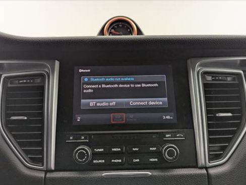 Used 2018 Porsche Macan Sport Edition image 28