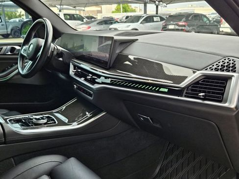 Used 2024 BMW X5 M60i AWD/4WD image 23