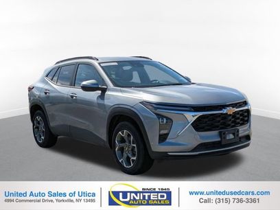 Used 2025 Chevrolet Trax LT w/ LT Convenience Package