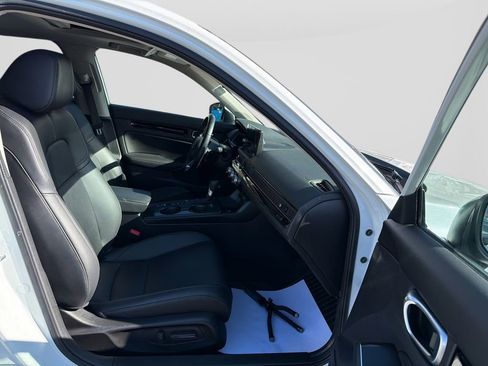 Used 2023 Honda Civic Touring image 30