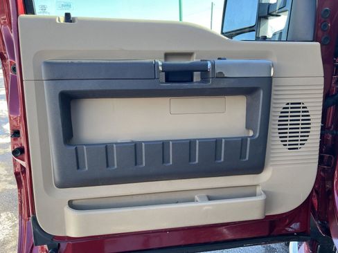 Used 2016 Ford F350 XLT w/ Snow Plow Prep Package image 16