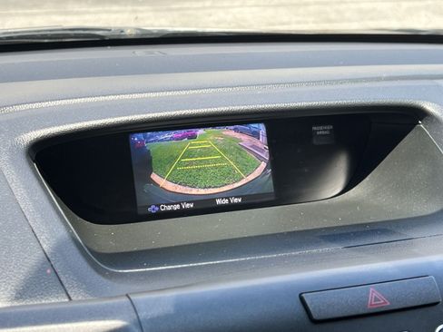 Used 2014 Honda CR-V LX image 16