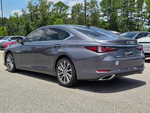 Used 2019 Lexus ES 350 w/ Accessory Package 2 FWD image 3