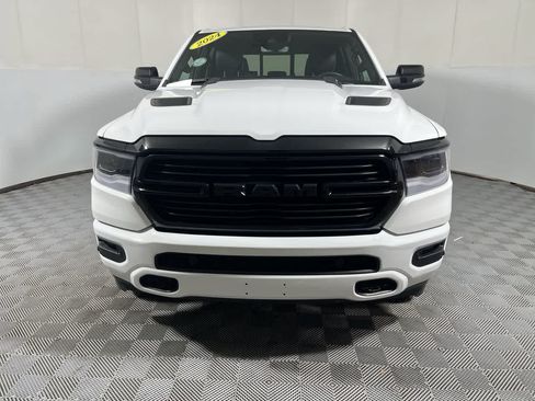 Used 2024 RAM 1500 Laramie AWD/4WD image 3