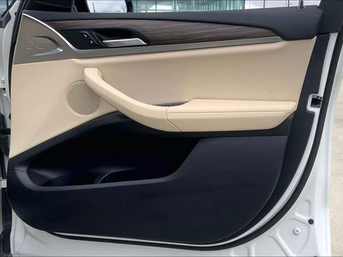 Used 2019 BMW X3 xDrive30i w/ Premium Package image 26