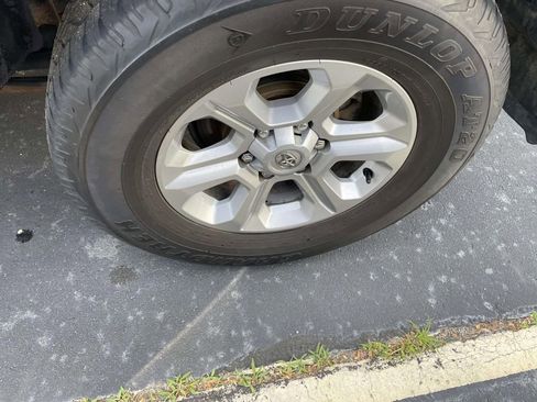 Used 2007 Toyota FJ Cruiser 4WD image 29