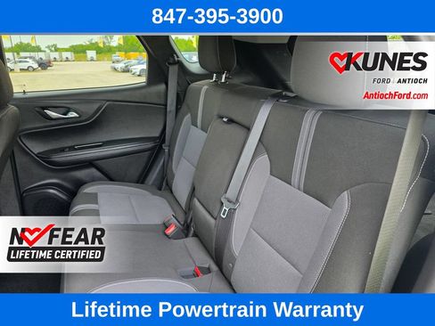 Used 2025 Chevrolet Blazer LT FWD image 23