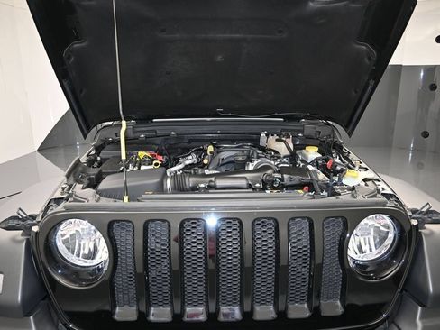 Used 2023 Jeep Wrangler Sport AWD/4WD image 27